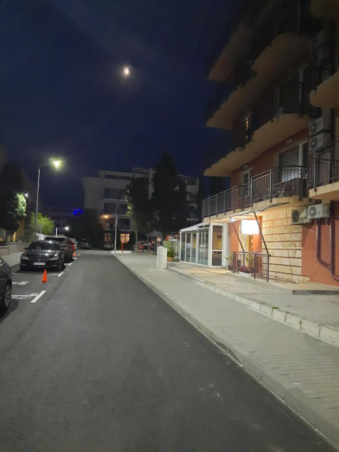 Hotel Sapphire Primorsko Exterior foto